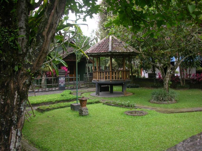 Hotel Minak Jinggo Banyuwangi  Εξωτερικό φωτογραφία