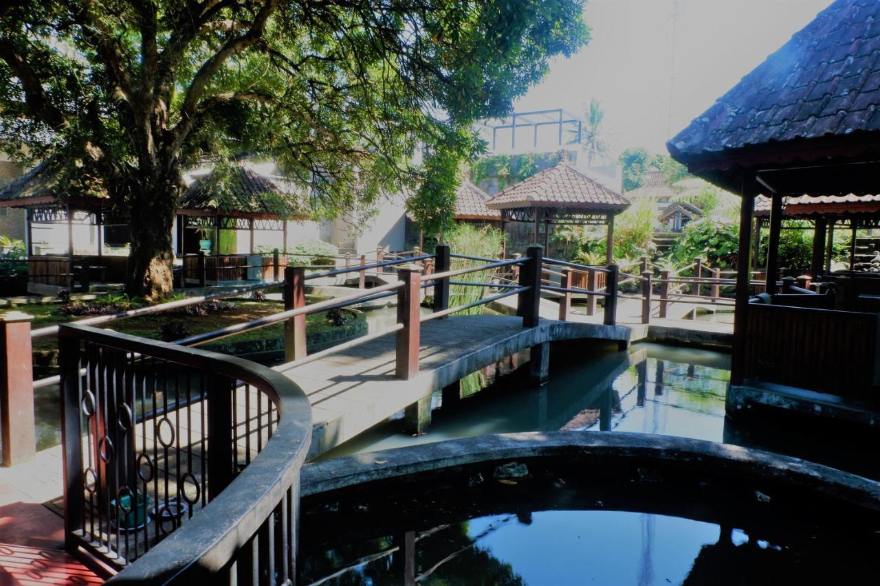 Hotel Minak Jinggo Banyuwangi  Εξωτερικό φωτογραφία
